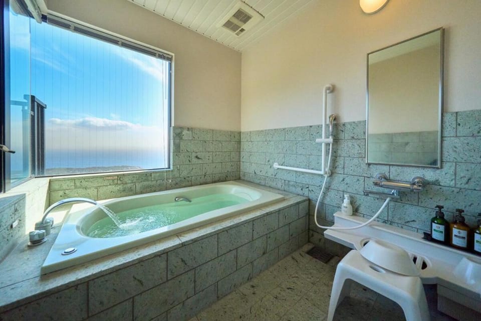 Natural landscape, Hot Spring Bath, Bathroom, Sea view, Bath