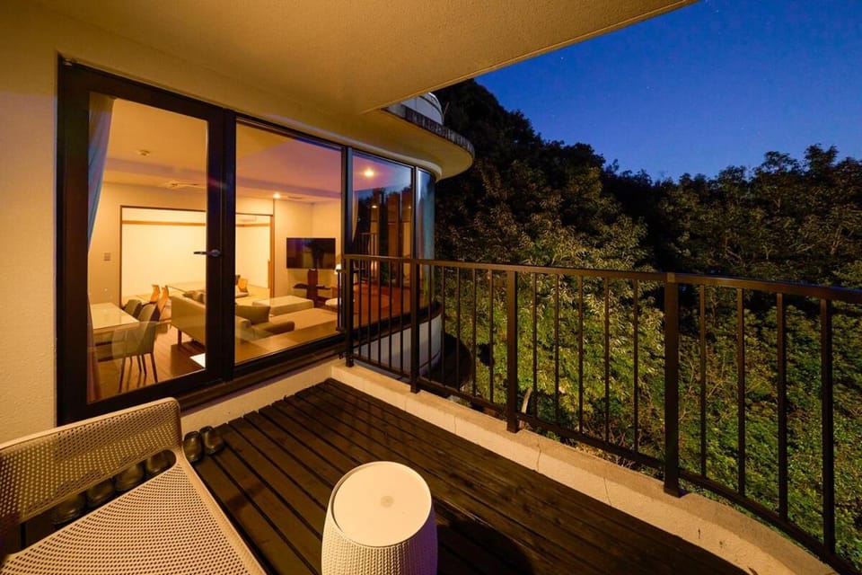 Night, Balcony/Terrace