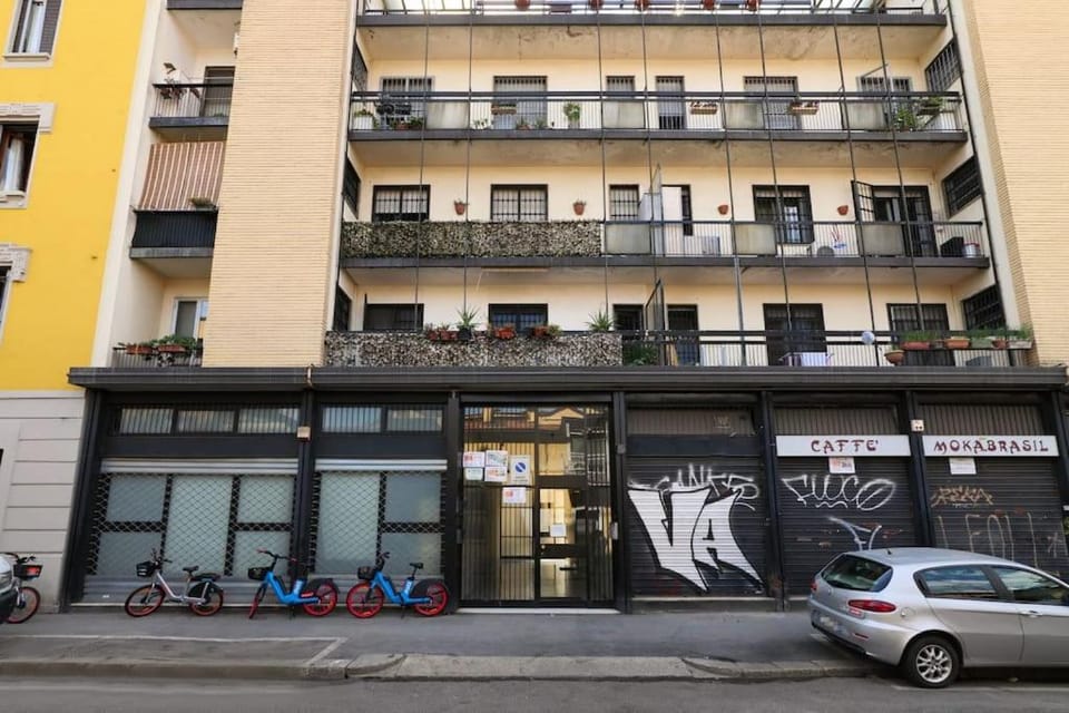 PrimoPiano - Clitumno Apartment in Milan