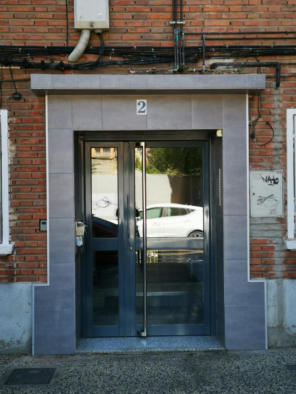 Property building, Facade/entrance
