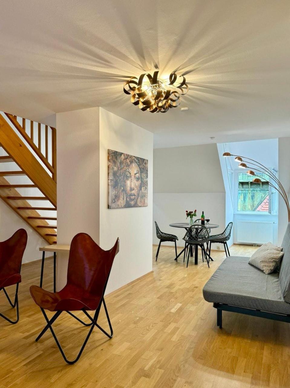 Living room, Seating area