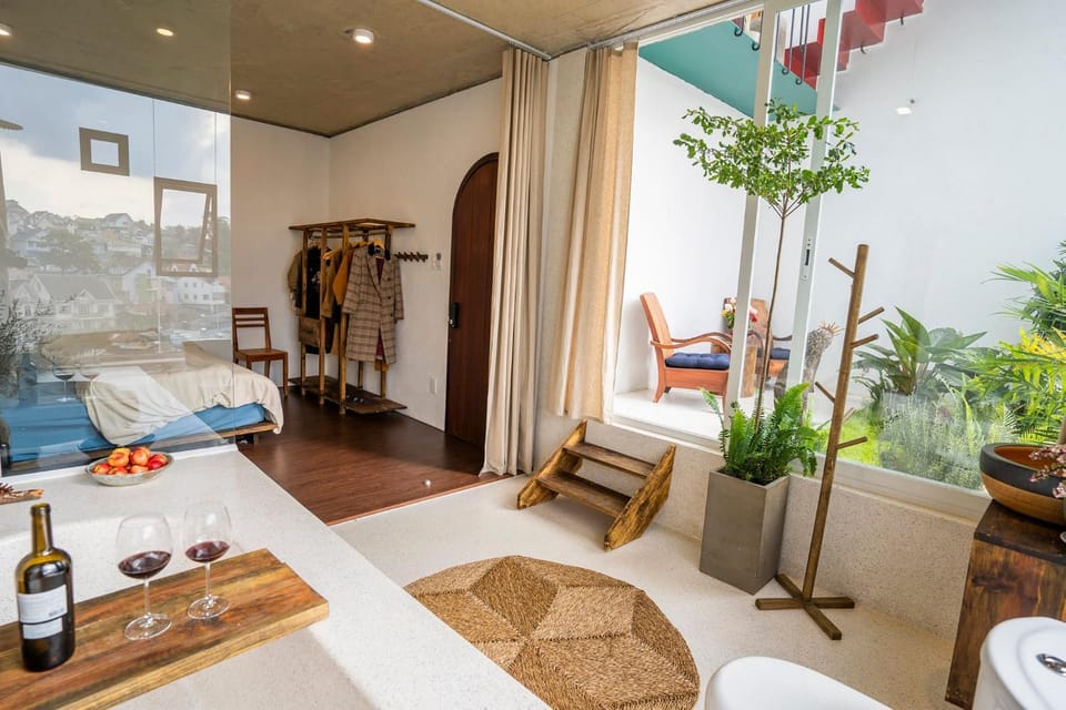Bed, Living room, Photo of the whole room, Dining area, Bedroom, Drinks, towels