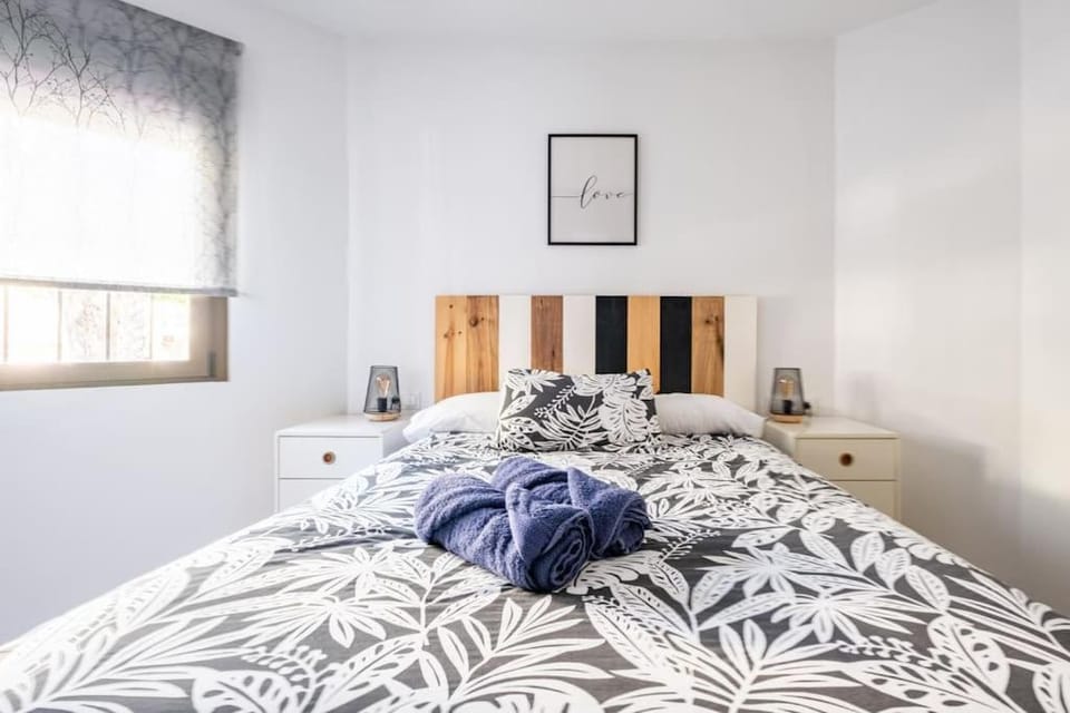 Bonito piso recién reformado con zona de parking Apartment in Almuñécar