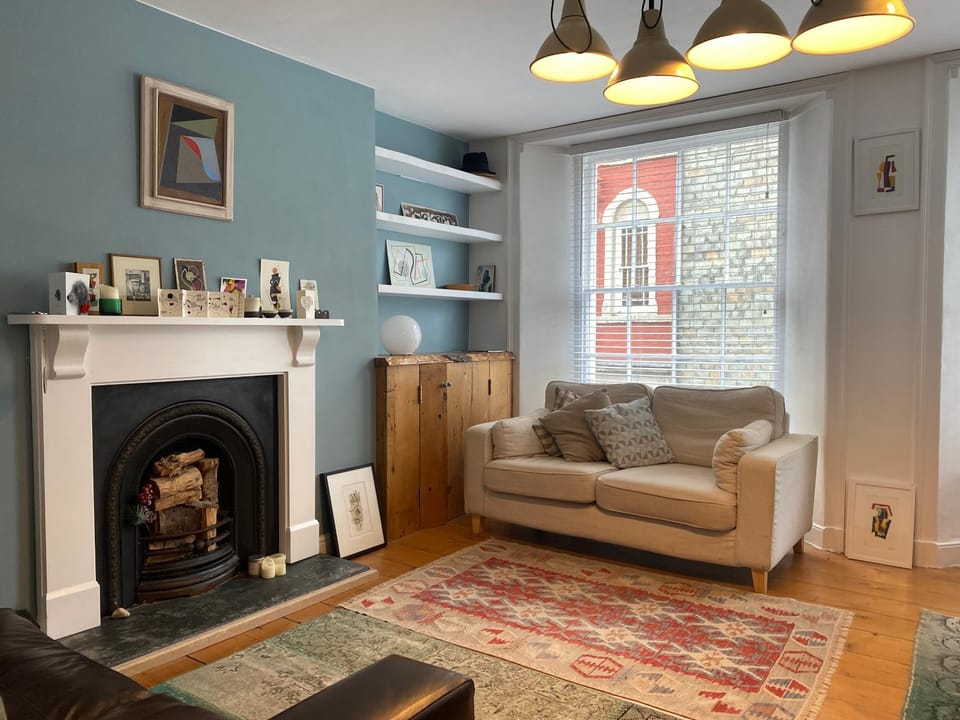 Living room, Seating area, flat iron