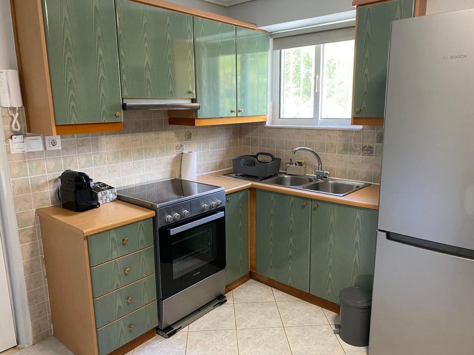 Mavrovouni House Παραλιακό διαμέρισμα με αυλή, πλήρως εξοπλισμένο Apartment in Peloponnese Region