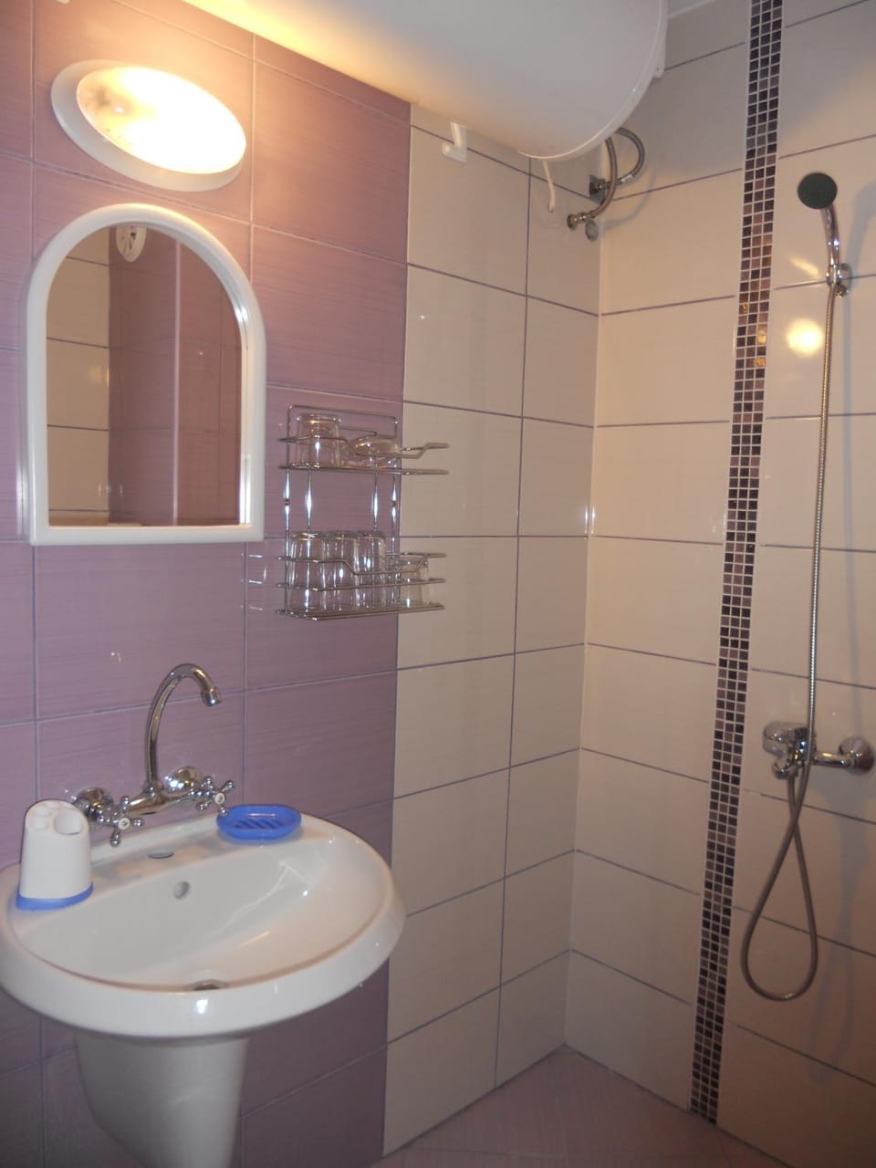 "Ахтопол"-стаи под наем с паркинг Bed and Breakfast in Burgas Province