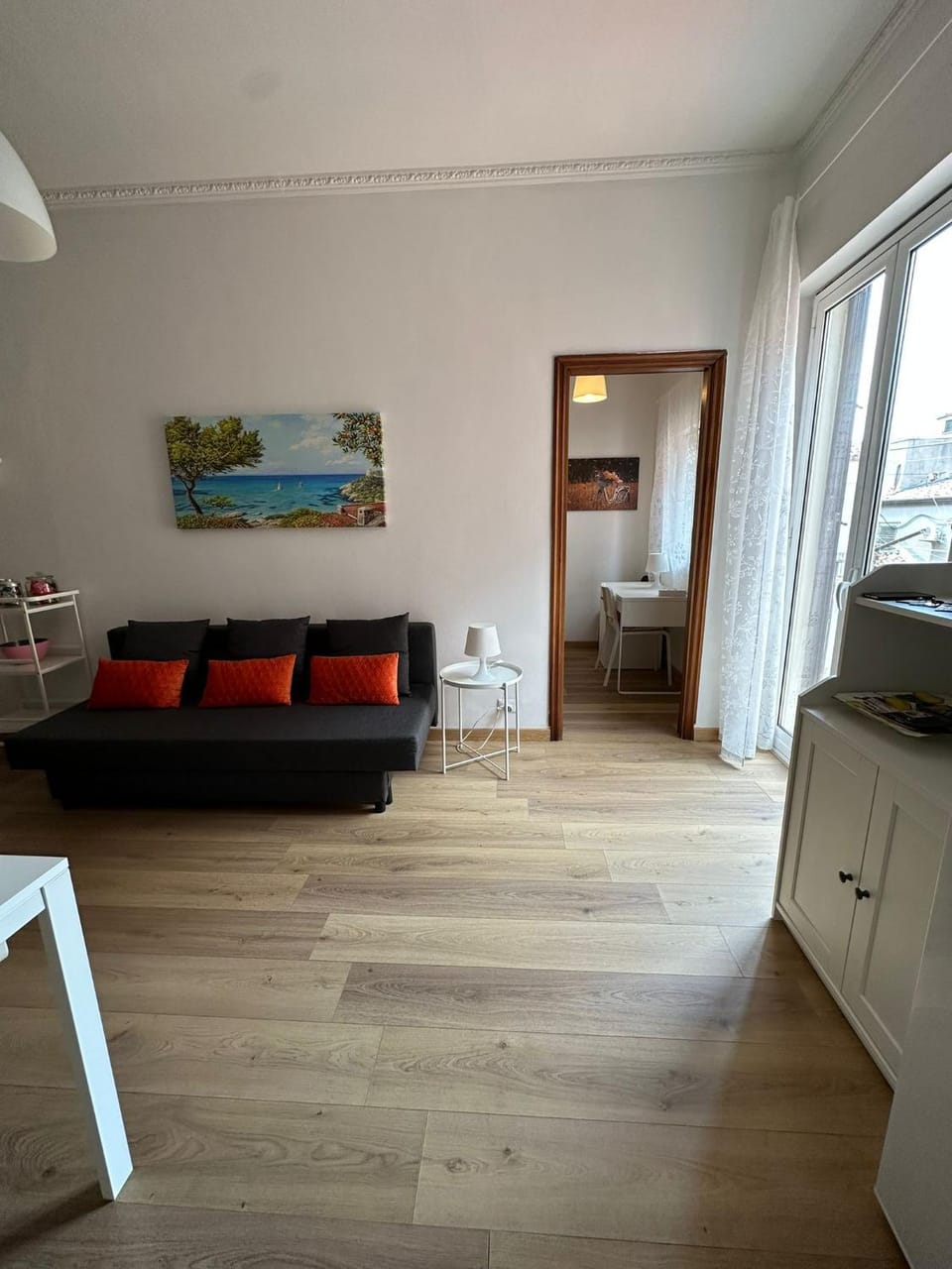 Communal lounge/ TV room, Lounge or bar, Dining area, kitchen