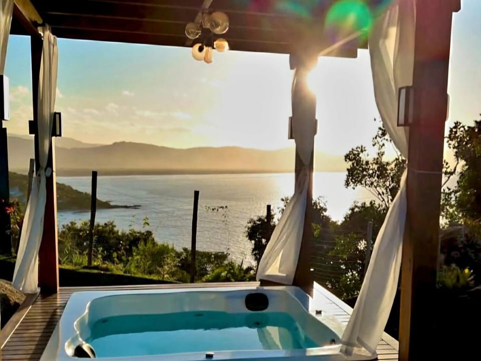 Natural landscape, Hot Tub, Mountain view, Sea view, Sunset