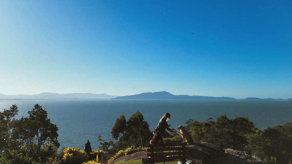 Mountain view, Sea view