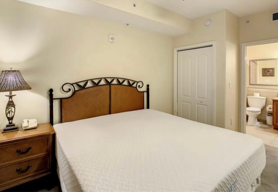 Blue Heron Resort Disney Springs 5 min, apartment 6 guests no extra fees Apartment in Orlando