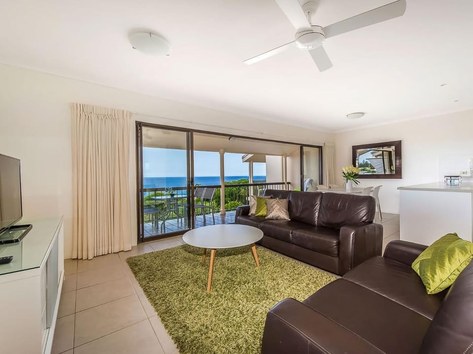 Living room, Sea view