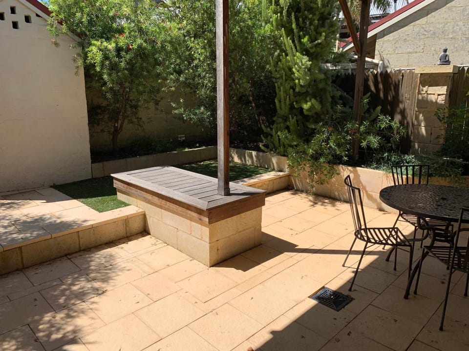 Patio, Garden