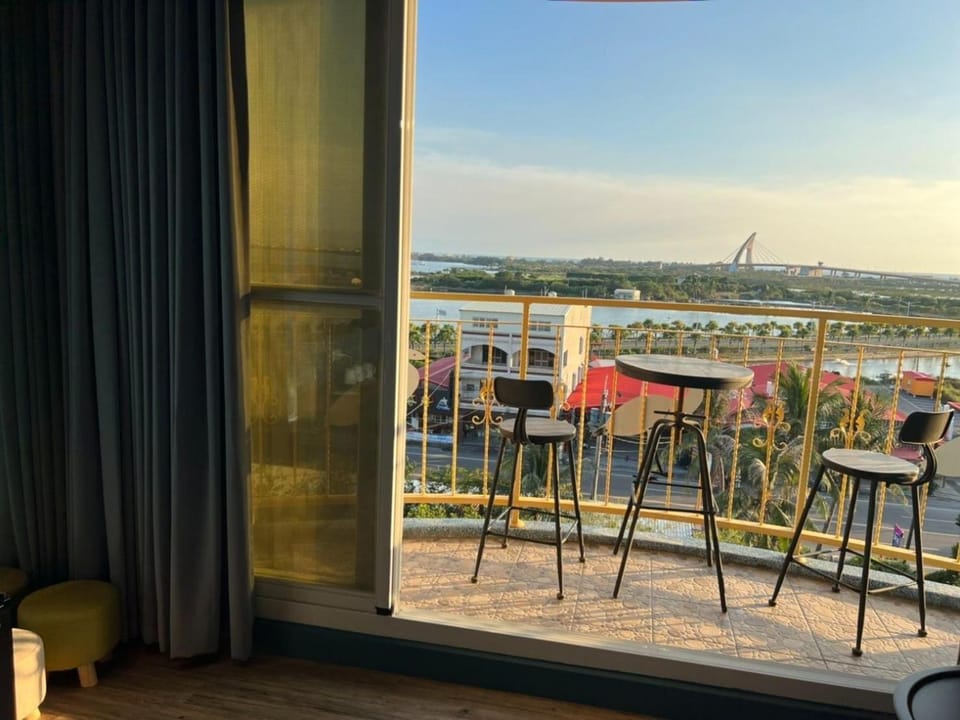 Towards The Bay Vacation rental in Kaohsiung