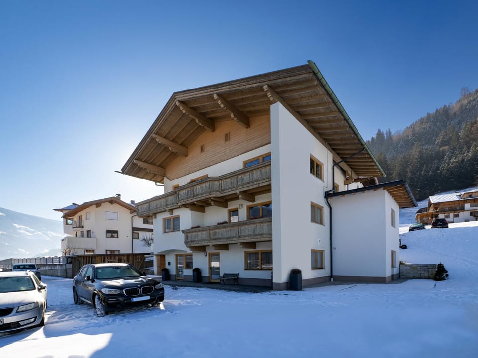 Property building, Natural landscape