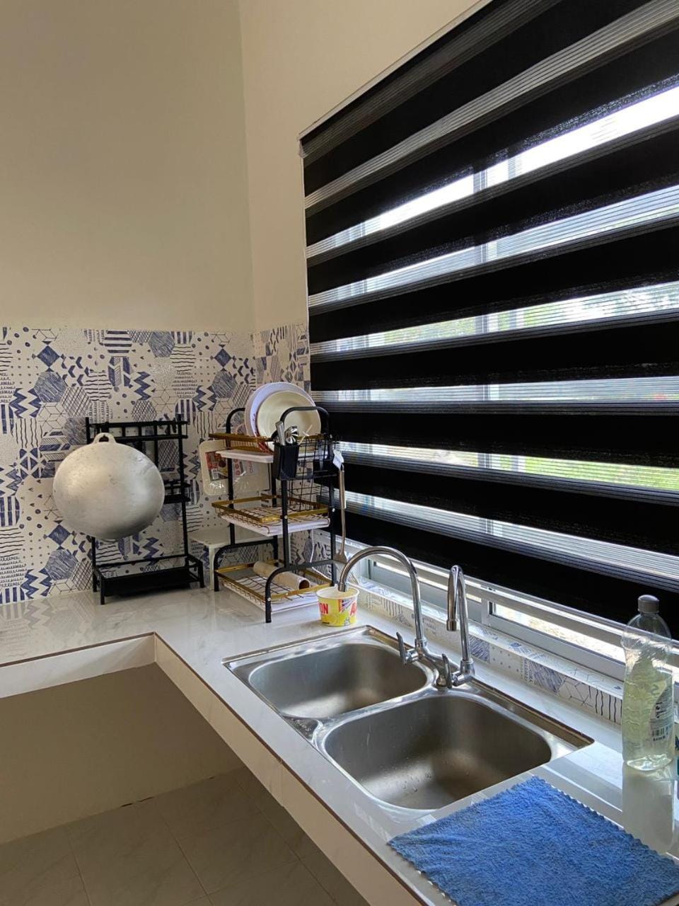 Kitchen or kitchenette, kitchen