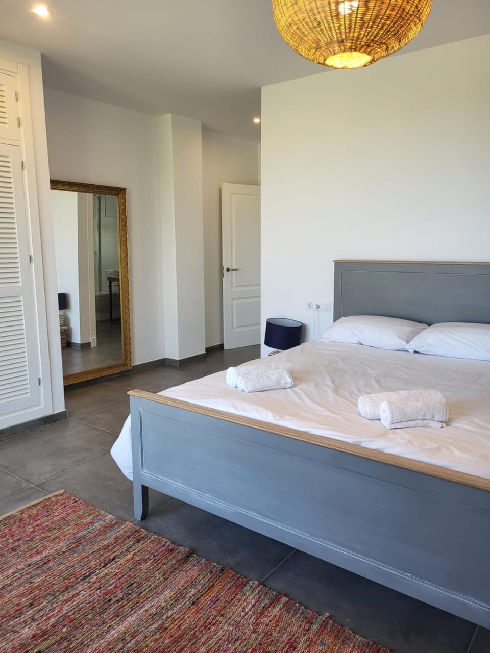 Bed, Photo of the whole room, Bedroom, towels, wardrobe