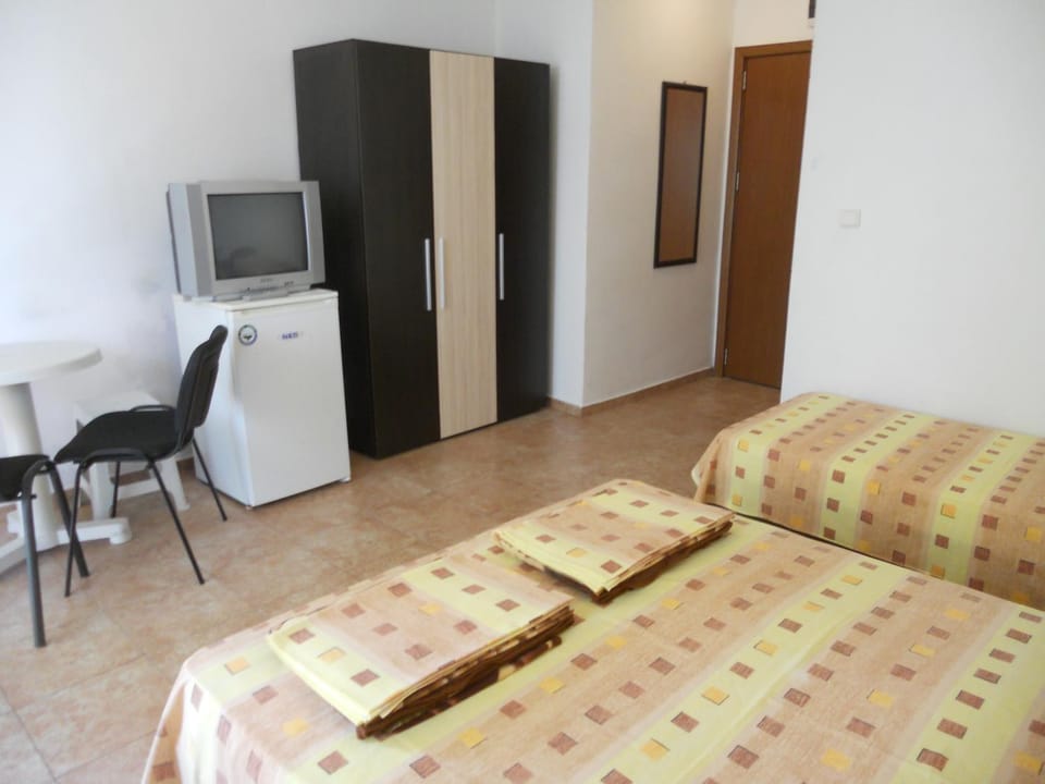 "Ahtopol"-rooms for rent-free parking 100 meters away Bed and Breakfast in Burgas Province