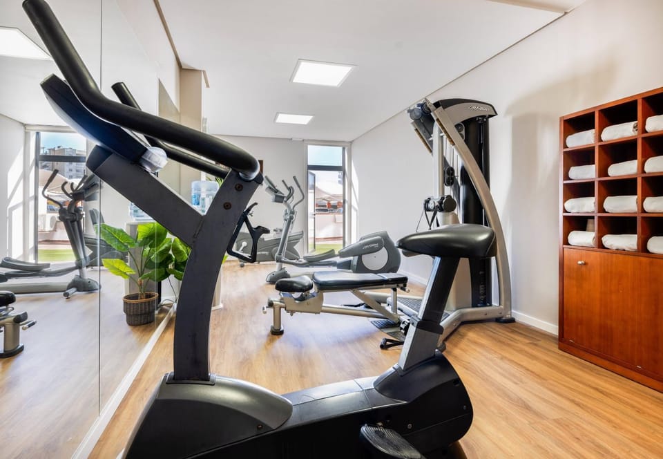 Balcony/Terrace, Fitness centre/facilities, Drinks