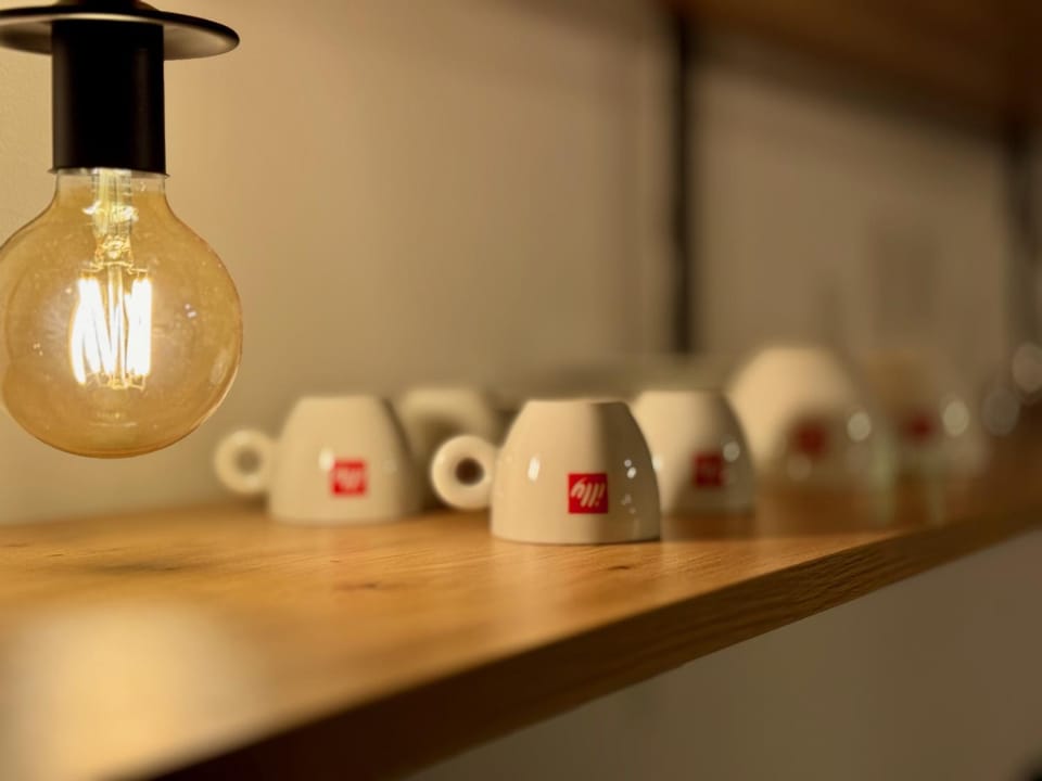 Coffee/tea facilities, kitchen