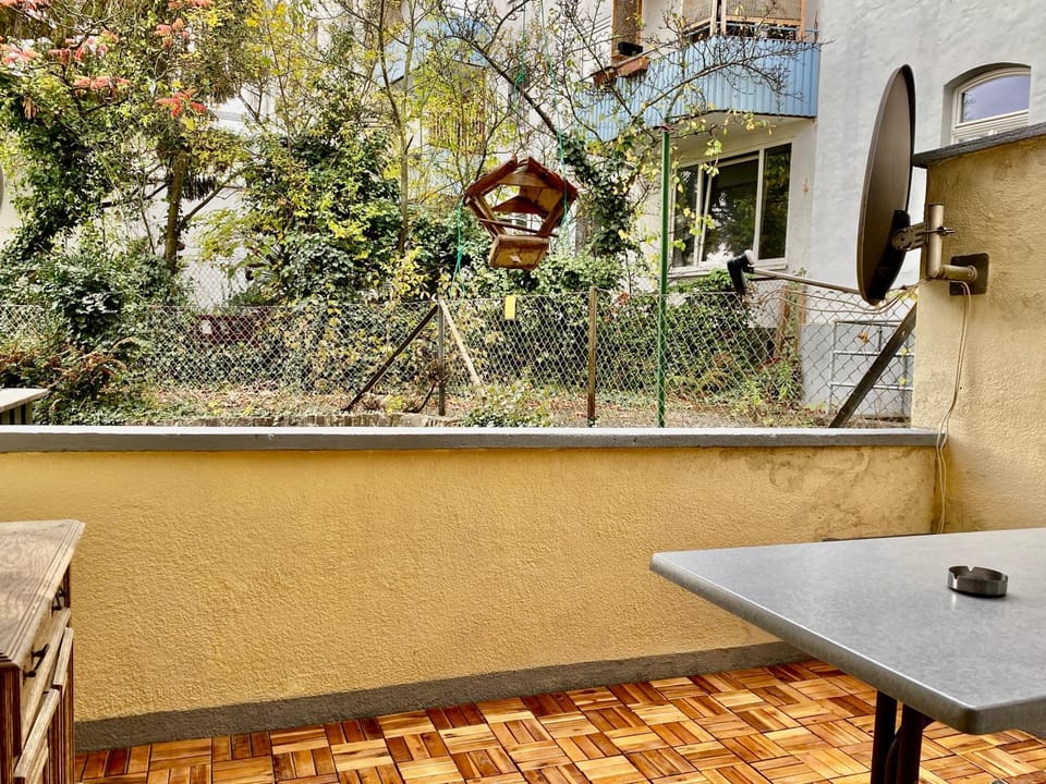 Patio, Day, Garden, View (from property/room), Balcony/Terrace, Balcony/Terrace, Garden view