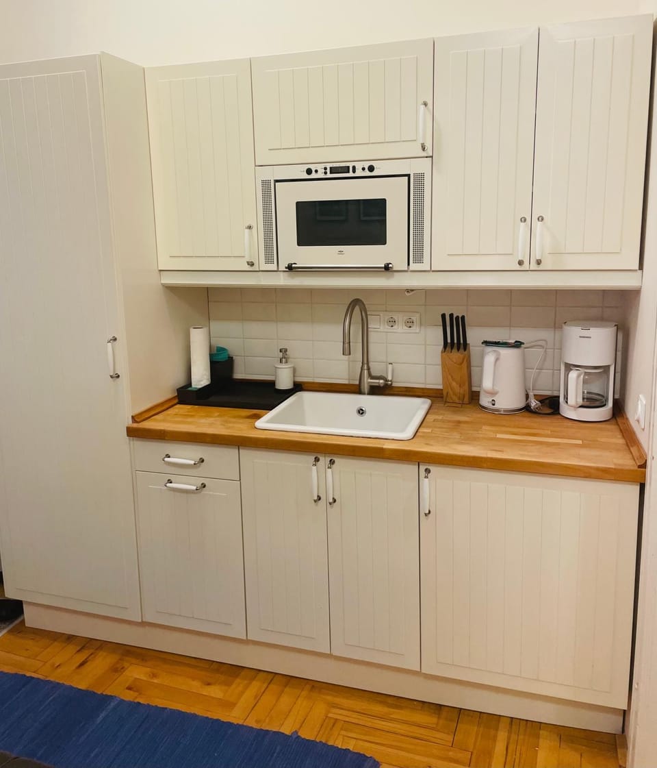 Studio B Apartment in Budapest