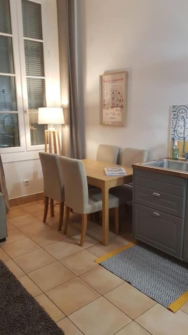Superbe 2 pièces avec grande terrasse, classé *** Apartment in Marseille