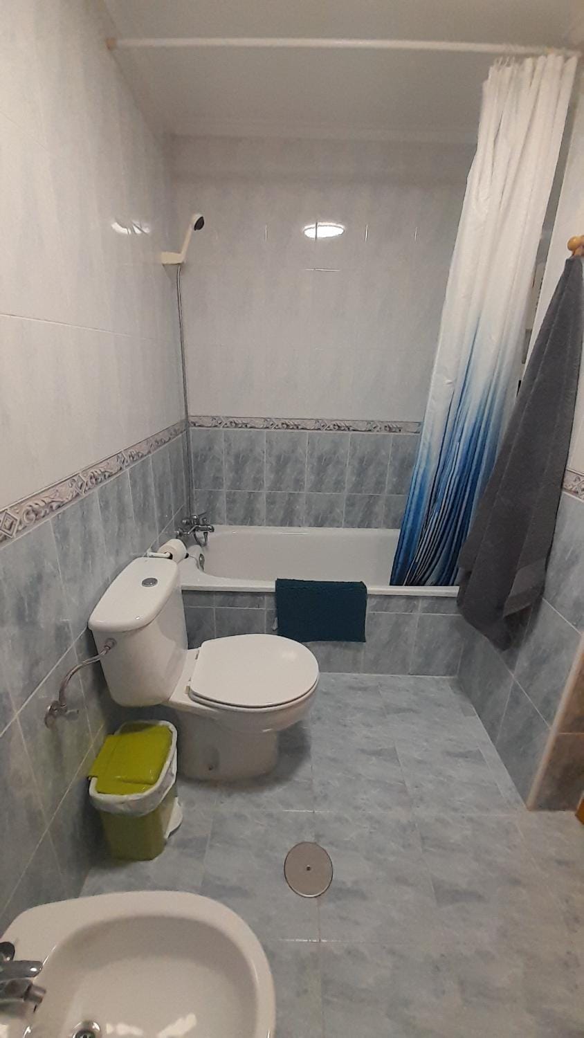 Bathroom, Bath