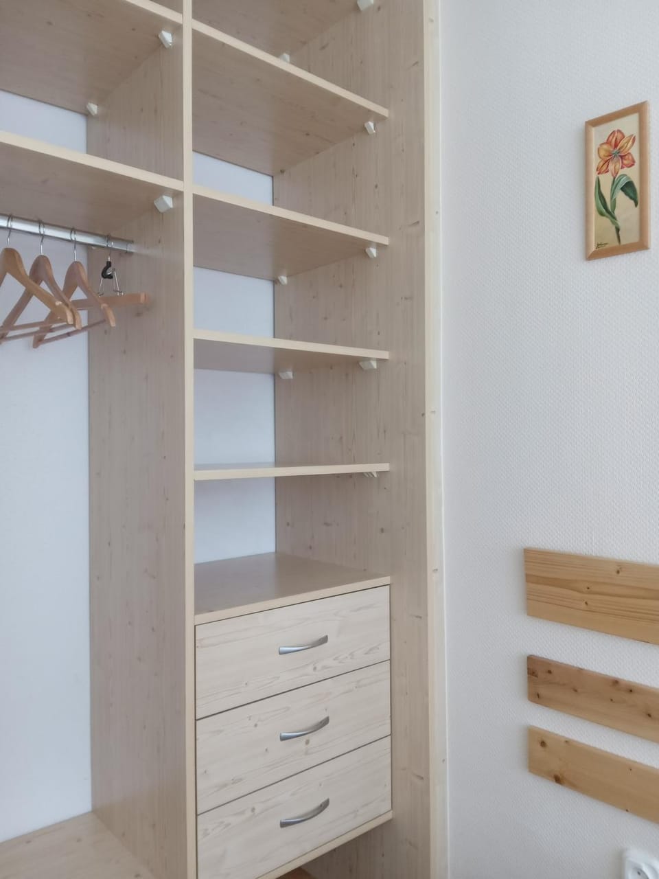 Bedroom, wardrobe