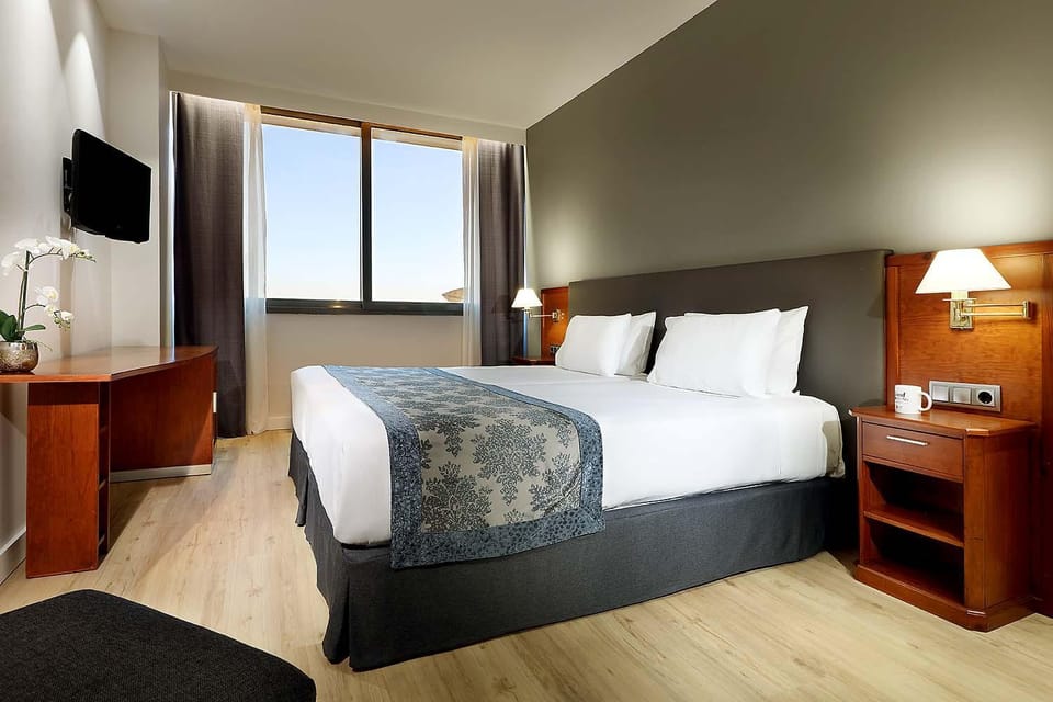 Bed, Photo of the whole room