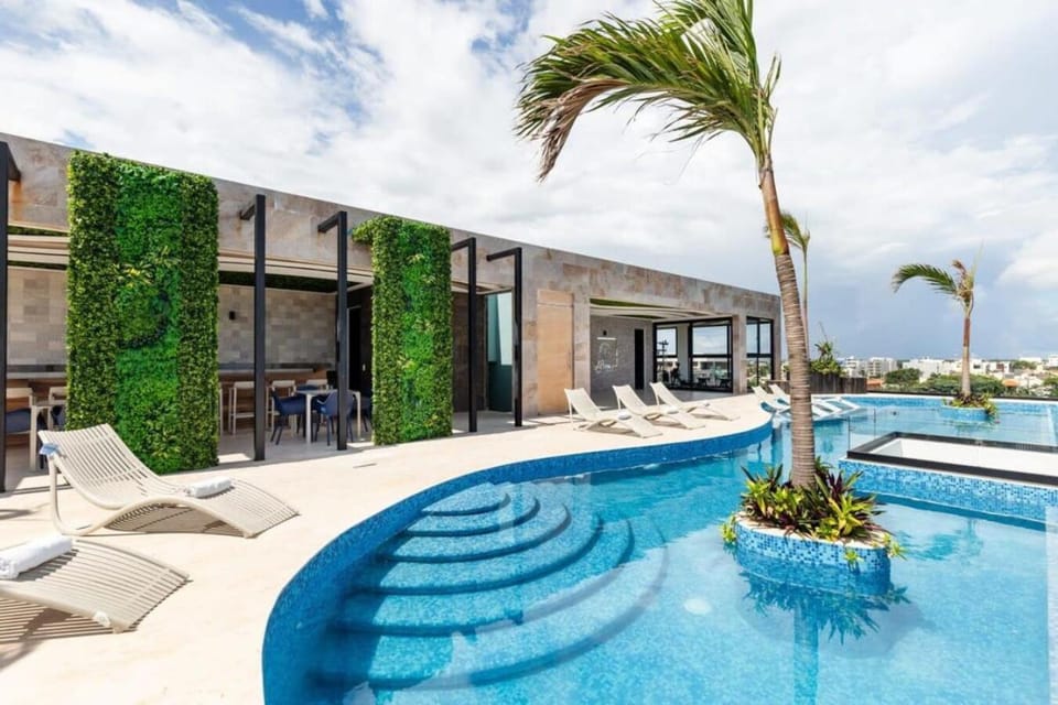 Day, Pool view, Swimming pool, sunbed