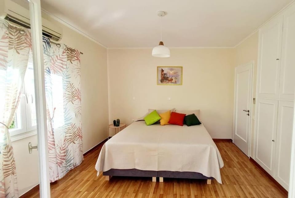Bed, Bedroom, wardrobe
