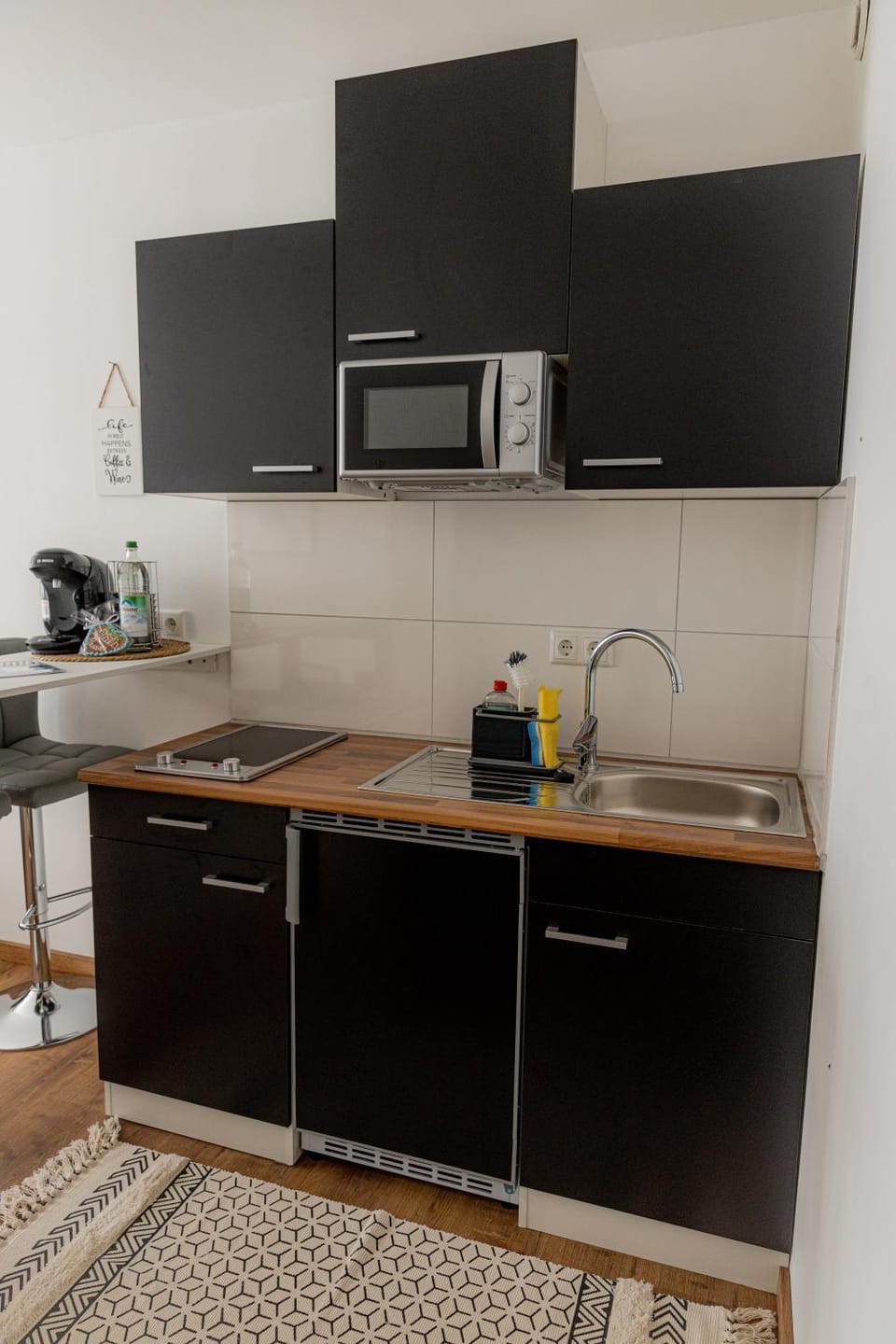 Kitchen or kitchenette, kitchen