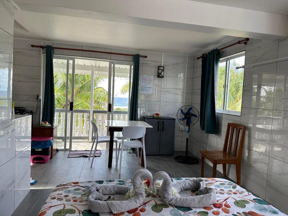 Chez Guy , vue sur l'océan Apartment in French Polynesia