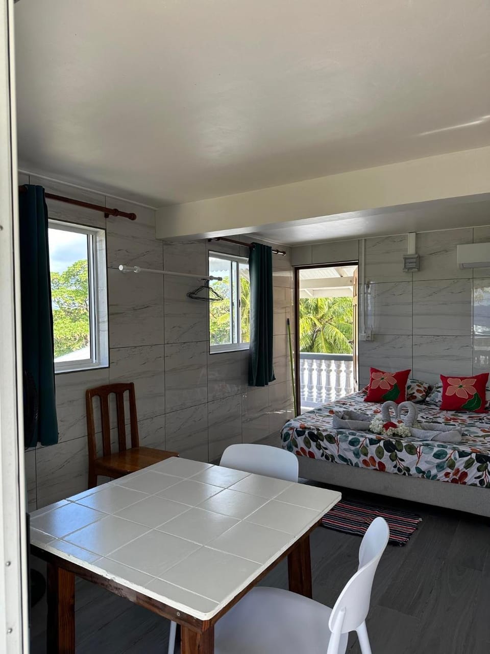 Chez Guy , vue sur l'océan Apartment in French Polynesia