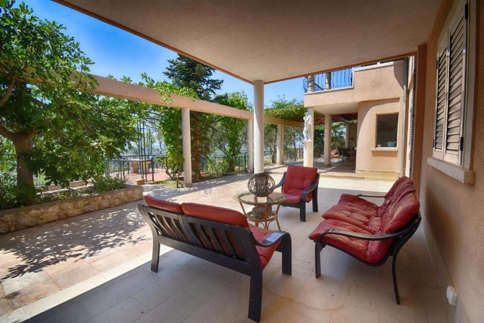 Property building, Day, Garden, View (from property/room), Balcony/Terrace, Seating area, Garden view