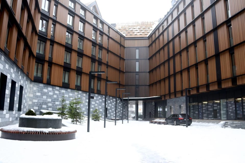 Property building, Day, Winter