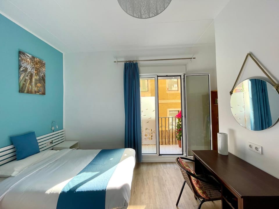 Bed, Photo of the whole room, Bedroom, hair dresser