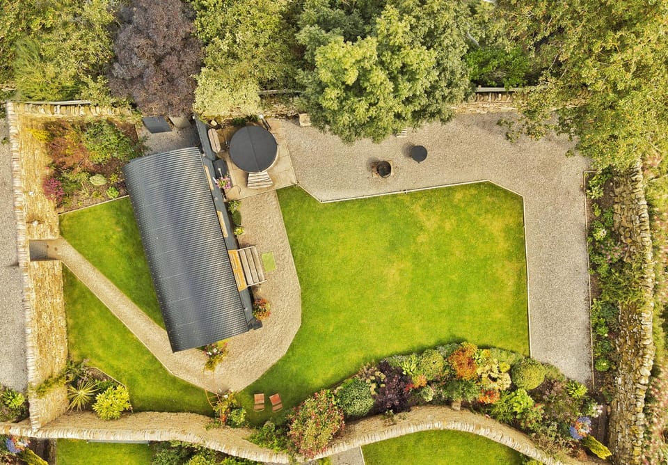 Natural landscape, Bird's eye view, Garden, Hot Tub, Garden view