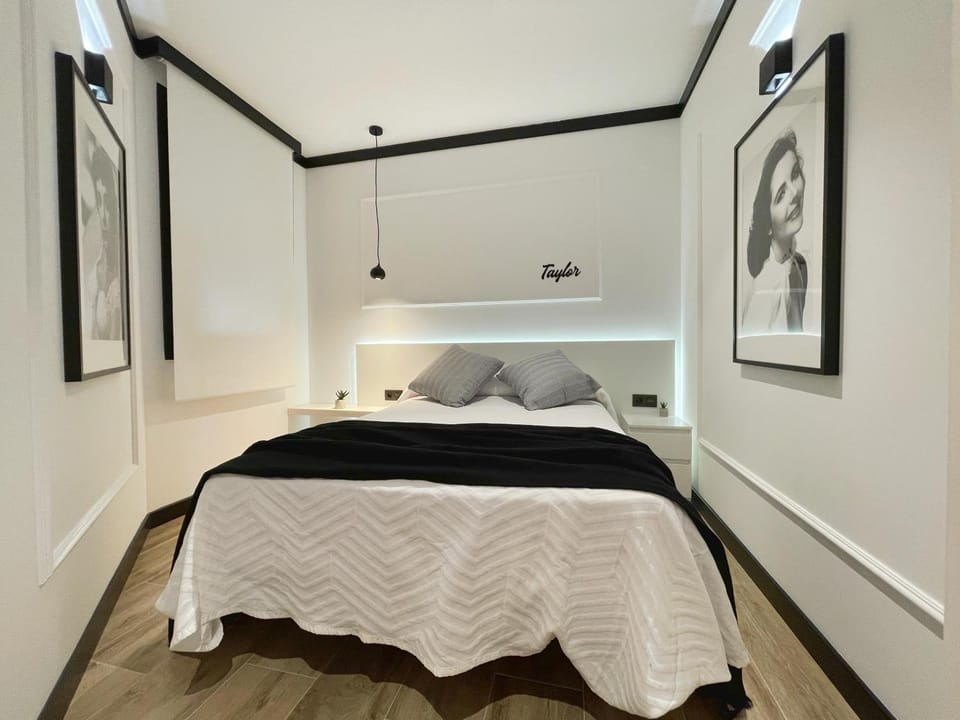 Apartamentos MK77 León - Lancia Apartment in León