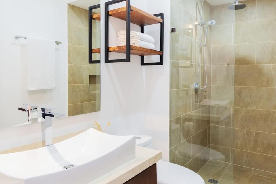 ZAAZIL, JUNGLE VIEW & GREAT POOL 100MB FIBER WIFI! Apartment in State of Quintana Roo