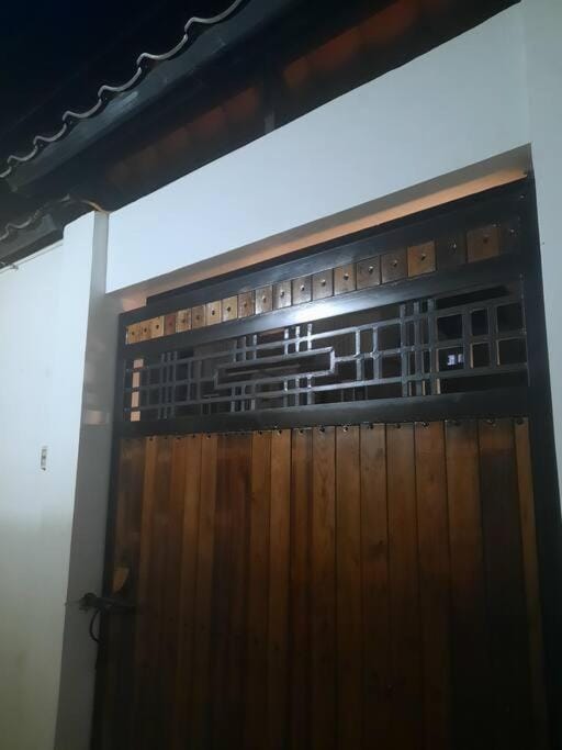 Omotenashi House of Santa Rosa City Laguna House in Santa Rosa