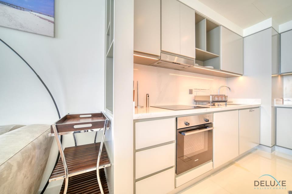 Kitchen or kitchenette, pet friendly, stove