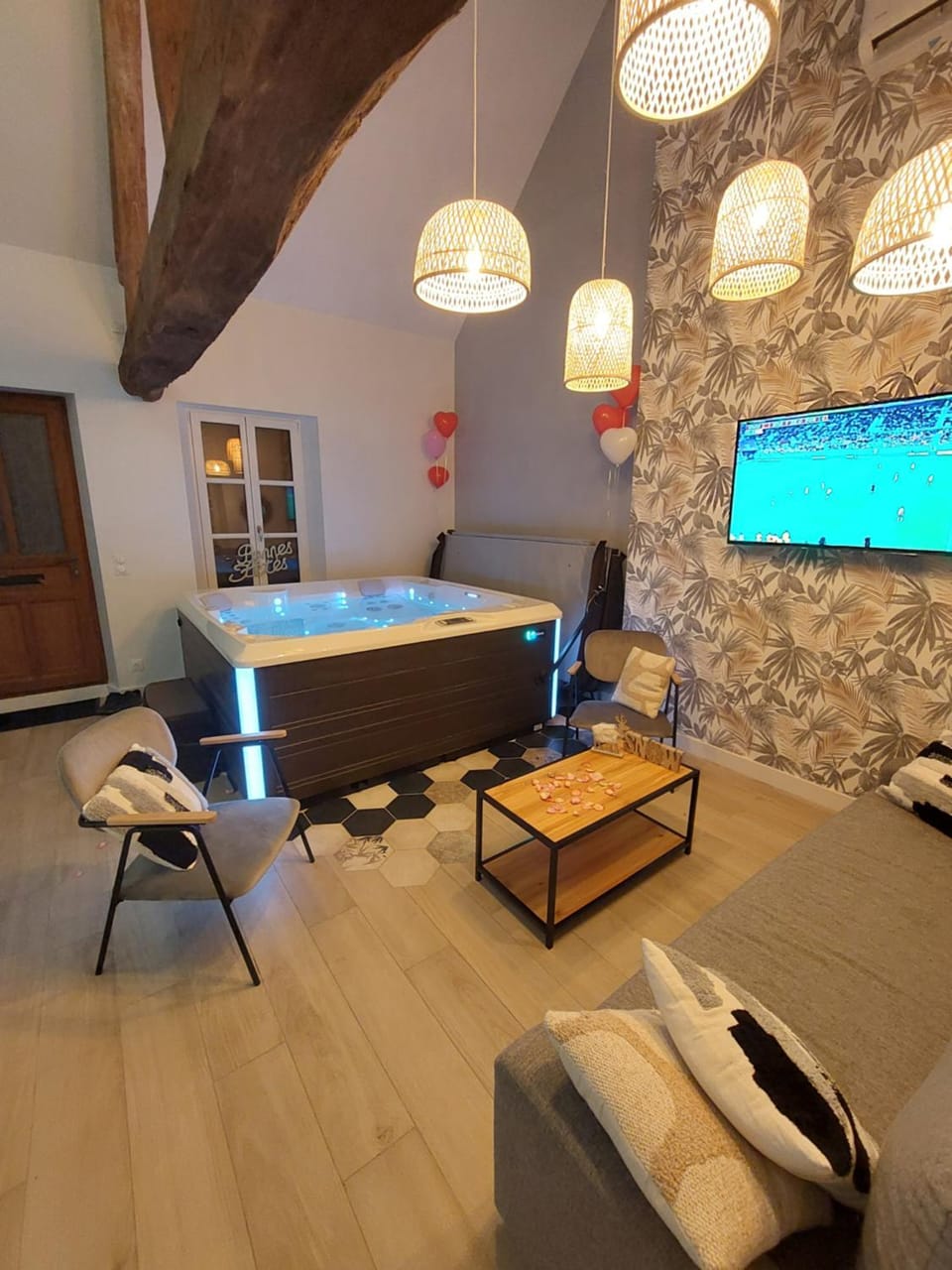 L'incontournable - Loiret Spa House in Centre-Val de Loire