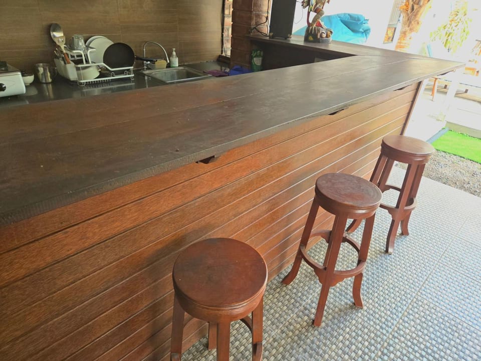 Kitchen or kitchenette, Kitchen or kitchenette, Seating area, Dining area