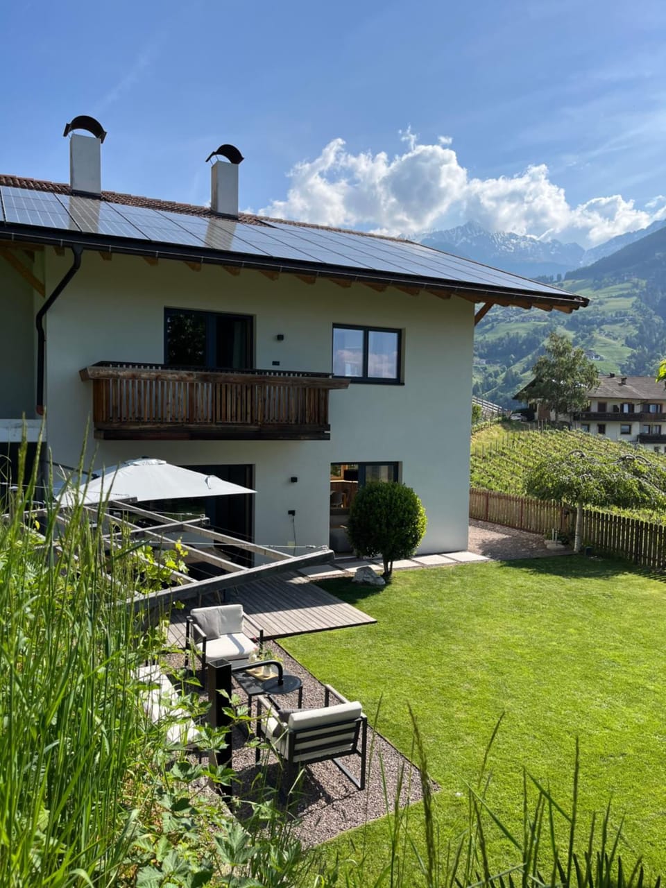 Natural landscape, Garden, Dining area, Mountain view