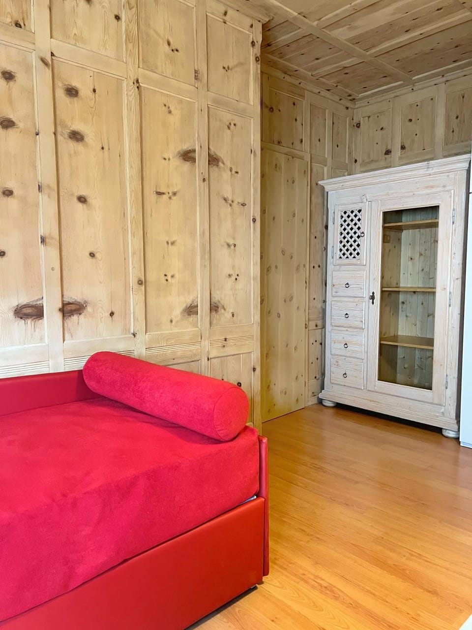 Bed, wardrobe