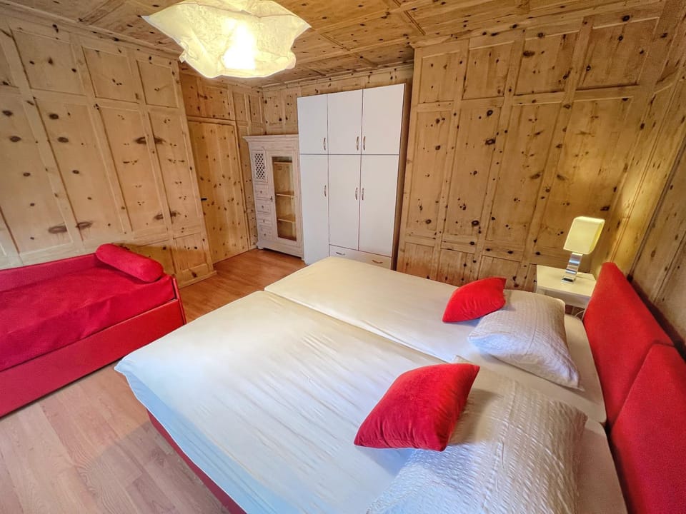 Bed, Bedroom, wardrobe