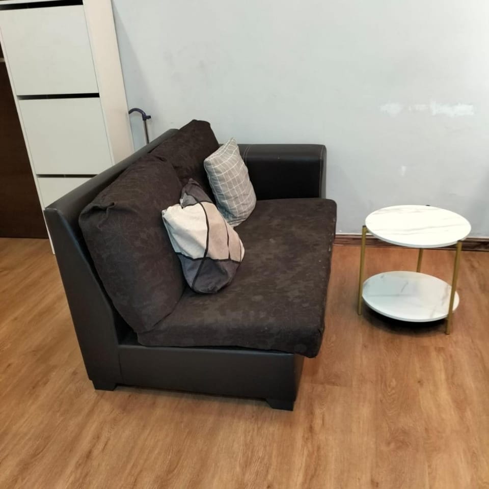 03-2 pax Palazio Mount Austin Wifi Apartment in Johor Bahru