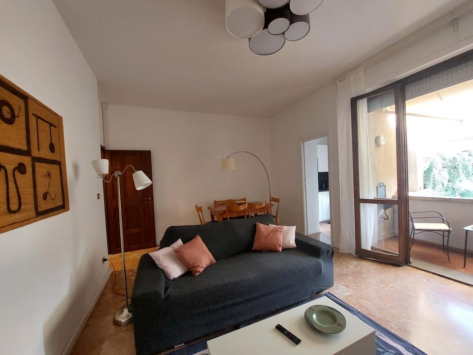 Bed, Living room, Dining area