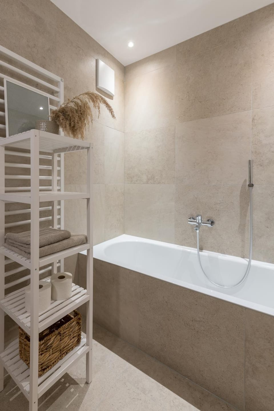 Bathroom, Bath